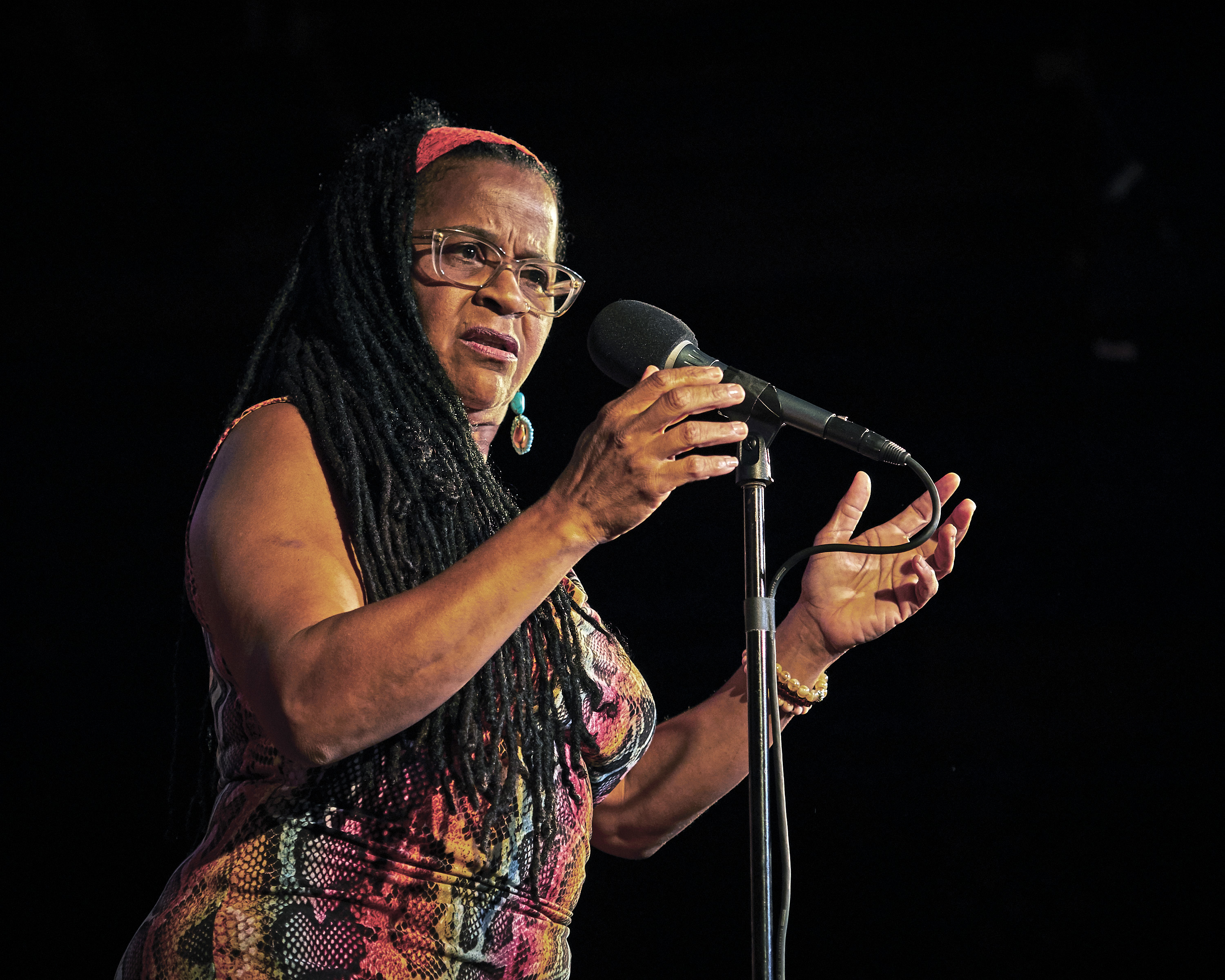 Cc 190710 Nyc Comm Sc Around The Bend 070